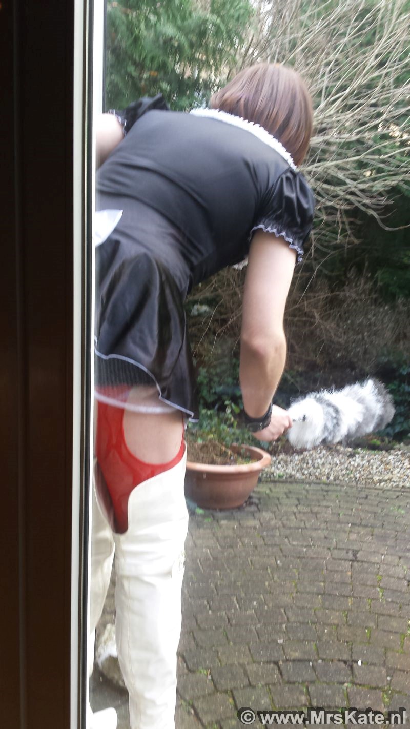 Dienstmeid, knecht Mrs Kate House of SubMission Den Haag